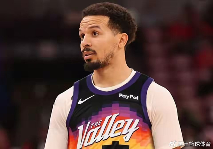 贾登艾维被公牛裁员引争议，童年创伤与职业生