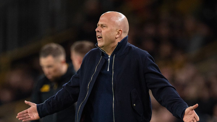 利物浦球迷抗议票价上涨 范戴克呼吁对话