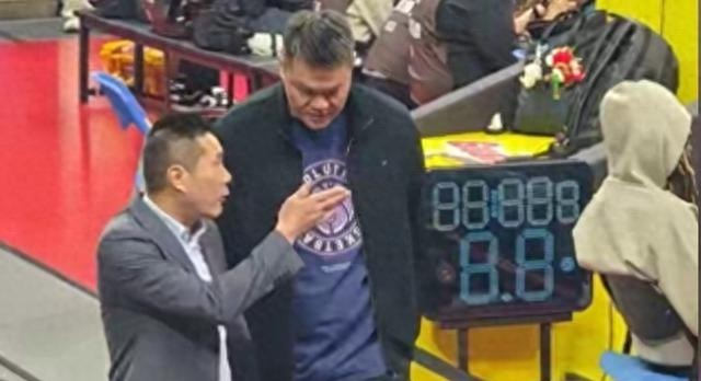 广东宏远裁掉500万水货外援麦考尔，引援补强成