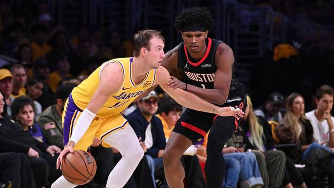 詹姆斯创历史三纪录！湖人掀翻火箭迎开门红